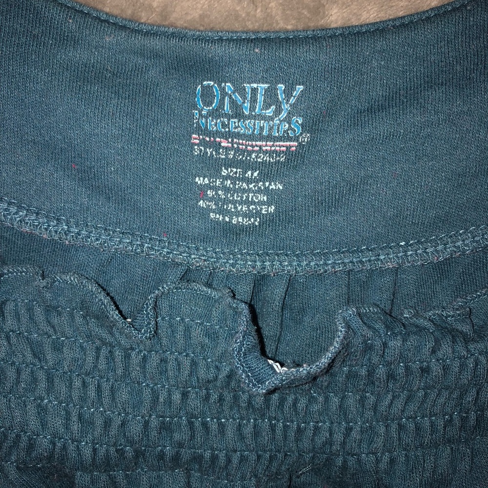 4X Only necessities smocked tunic